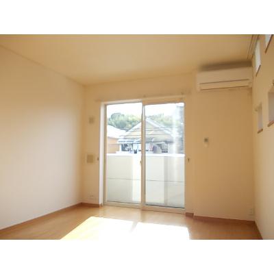 シャロルエヌ 205【管理NO：1-014437201-02040】 ★家具家電は申し込み後に搬入します★の物件写真2