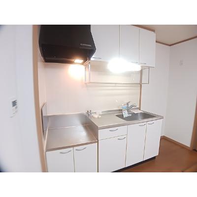 ファシネイション春日Ⅱ 102【管理NO：1-013381201-01020】 ★家具家電は申し込み後に搬入します★の物件写真3