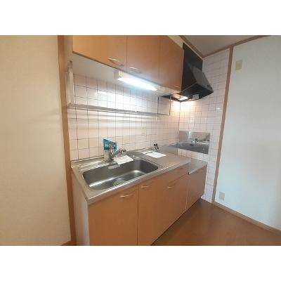 カーサ・フィオーレⅠ 302【管理NO：1-011732301-03020】 ★家具家電は申し込み後に搬入します 2026年07月中旬入居可能の物件写真3