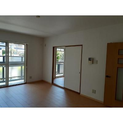 プレステージ三日市 102【管理NO：1-004845501-01020】 ★家具家電は申し込み後に搬入しますの物件写真2