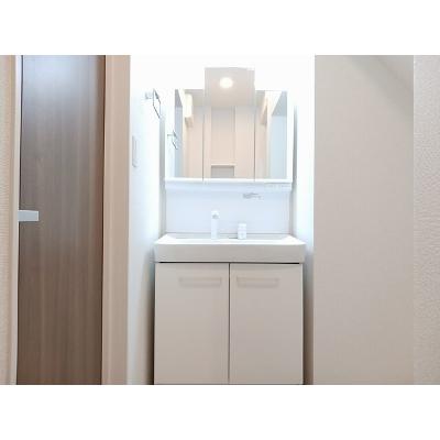 ルワンジュ草尾　Ⅱ 105【管理NO：1-025899602-01040】 ★家具家電は申し込み後に搬入します 2026年08月下旬入居可能の物件写真6