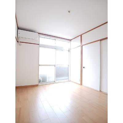コミュニティープラザ 202【管理NO：1-001349801-02020】 ★家具家電は申し込み後に搬入します★の物件写真2