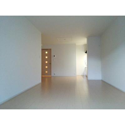 ミディ 107【管理NO：1-017810001-01060】 ★家具家電は申し込み後に搬入します★ ★2026年08月下旬入居可能★の物件写真2