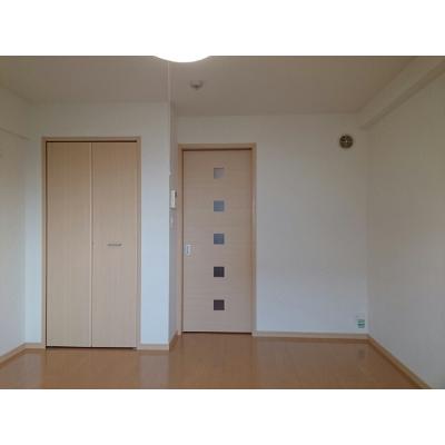 リバーコート浅香 203【管理NO：1-014928301-02030】 ★家具家電は申し込み後に搬入します 2026年07月中旬入居可能の物件写真2