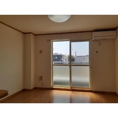 ウルー　アンジュⅠ 201【管理NO：1-012428701-02010】 ★家具家電は申し込み後に搬入します 2026年08月下旬入居可能の物件写真2