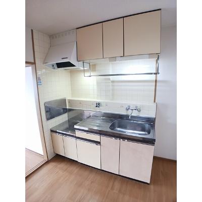 ハピネス坂口 302【管理NO：1-003657201-03020】 ★家具家電は申し込み後に搬入しますの物件写真3