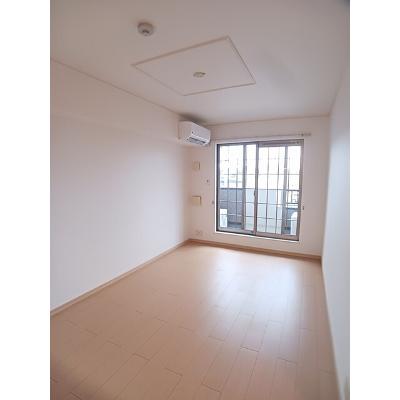 ＧＡＲＤＥＮ　泉 208【管理NO：1-015218701-02070】 ★家具家電は申し込み後に搬入しますの物件写真2