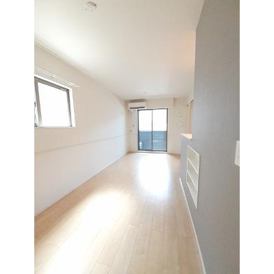シャン・ノール　ⅩⅧ 101【管理NO：1-023995201-01010】 ★家具家電は申し込み後に搬入しますの物件写真2