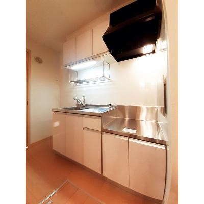 シャロルⅡ 103【管理NO：1-015881101-01030】 ★家具家電は申し込み後に搬入します★ ★2026年10月上旬入居可能★の物件写真3