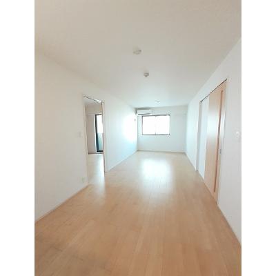 ヒューゲルハイムⅡ 105【管理NO：1-024634601-01040】 ★家具家電は申し込み後に搬入します 2026年07月中旬入居可能の物件写真2