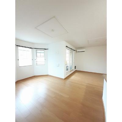ソレイユⅡ 205【管理NO：1-013950102-02040】 ★家具家電は申し込み後に搬入しますの物件写真2
