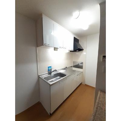 ソレイユⅡ 205【管理NO：1-013950102-02040】 ★家具家電は申し込み後に搬入しますの物件写真3