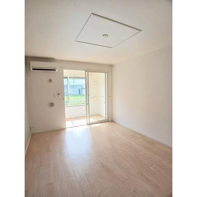 グラシアス 101【管理NO：1-021446201-01010】 ★家具家電は申し込み後に搬入します 2026年07月下旬入居可能の物件写真2