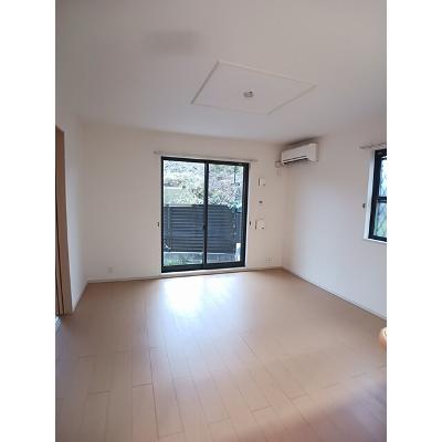 メゾン　ド　プラリネ 107【管理NO：1-017537601-01060】 ★家具家電は申し込み後に搬入しますの物件写真2