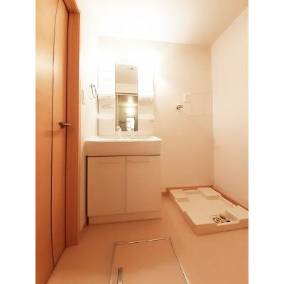 フラン 202【管理NO：1-016960001-02020】 ★家具家電は申し込み後に搬入しますの物件写真6