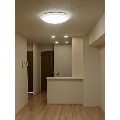レッド　スイートピーⅠ 102【管理NO：1-027446701-01020】 ★家具家電は申し込み後に搬入しますの物件写真2