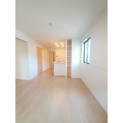 クレシア 101【管理NO：1-025053701-01010】 ★家具家電は申し込み後に搬入します★の物件写真2
