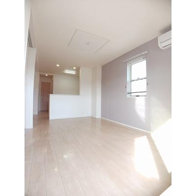 リュミエル　ほしや 201【管理NO：1-021804001-02010】 ★家具家電は申し込み後に搬入します★の物件写真2