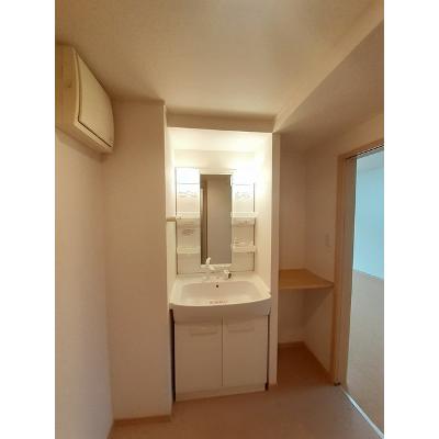 プリムローズ　Ⅰ 101【管理NO：1-015864001-01010】 ★家具家電は申し込み後に搬入しますの物件写真6