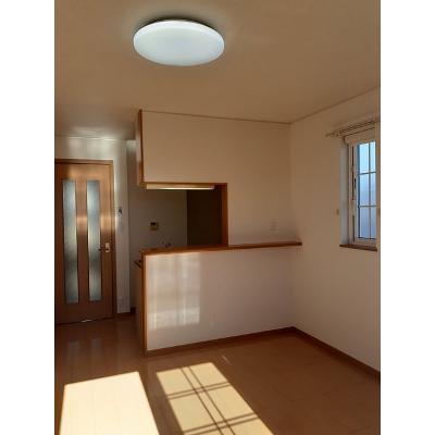 プロッシモ・ジョイ　Ⅲ 201【管理NO：1-015152703-02010】 ★家具家電は申し込み後に搬入します★の物件写真2