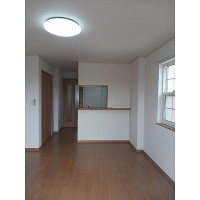 キャトル・セゾンⅡ 101【管理NO：1-013921402-01010】 ★家具家電は申し込み後に搬入します★の物件写真2