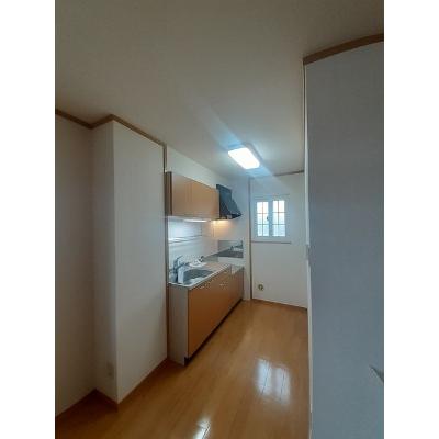 ブリッサ日高Ⅰ 201【管理NO：1-011610701-02010】 ★家具家電は申し込み後に搬入します★の物件写真3