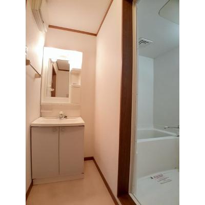 エピナールⅡ 202【管理NO：1-010562302-02020】 ★家具家電は申し込み後に搬入しますの物件写真6
