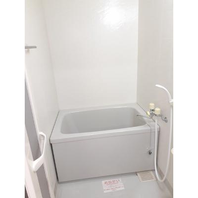 あすこっと 102【管理NO：1-007001101-01020】 ★家具家電は申し込み後に搬入します★の物件写真4