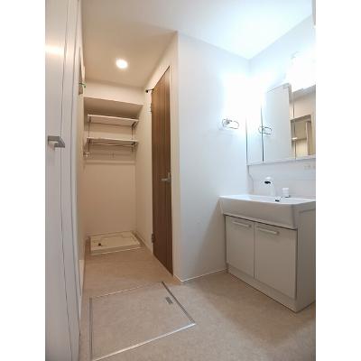 モンテリザイア紀和 205【管理NO：1-028194301-02040】 ★家具家電は申し込み後に搬入しますの物件写真6