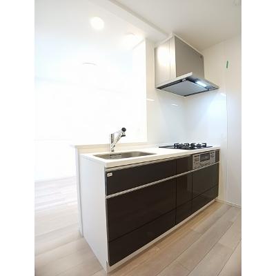 ヴァーサ・メローネⅢ 203【管理NO：1-027320801-02030】 ★家具家電は申し込み後に搬入しますの物件写真3