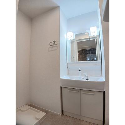 ザ・ビレッジグリーン木ノ本Ⅰ 102【管理NO：1-027251701-01020】 ★家具家電は申し込み後に搬入します★の物件写真6