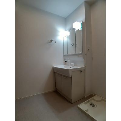 グローリーメゾン 202【管理NO：1-026633201-02020】 ★家具家電は申し込み後に搬入しますの物件写真6