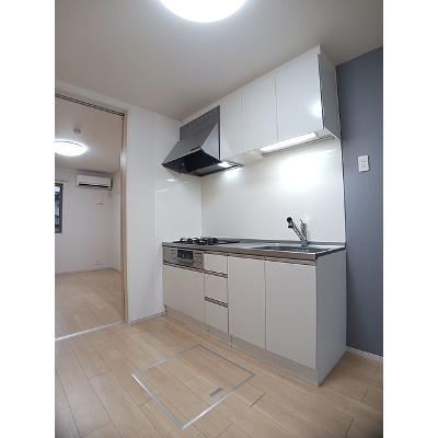 ミレ　グランデ　Ⅱ 103【管理NO：1-023681602-01030】 ★家具家電は申し込み後に搬入しますの物件写真3
