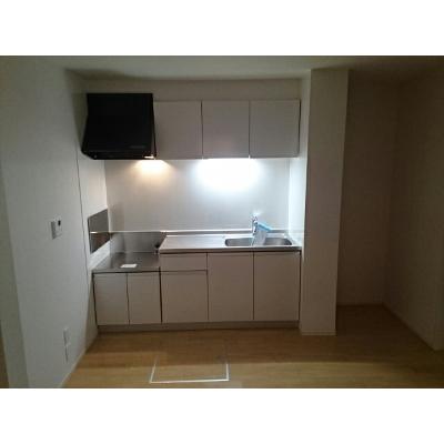 ルーチェ　ソラーレⅢ 103【管理NO：1-022655903-01030】 ★家具家電は申し込み後に搬入します★の物件写真3