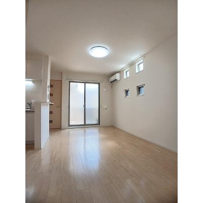 藍 101【管理NO：1-021620901-01010】 ★家具家電は申し込み後に搬入しますの物件写真2