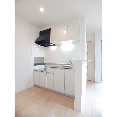 藍 101【管理NO：1-021620901-01010】 ★家具家電は申し込み後に搬入しますの物件写真3