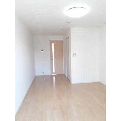リンデンバウム　Ⅰ 208【管理NO：1-020648801-02070】 ★家具家電は申し込み後に搬入しますの物件写真2