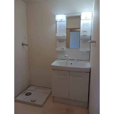カメラートⅡ 201【管理NO：1-019284102-02010】 ★家具家電は申し込み後に搬入します★ ★2026年11月上旬入居可能★の物件写真6