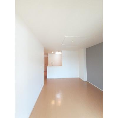 ラパンⅠ 102【管理NO：1-018410301-01020】 ★家具家電は申し込み後に搬入しますの物件写真2