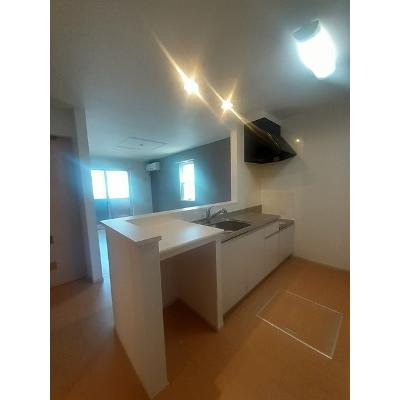 プロムナーゼⅠ 101【管理NO：1-018002801-01010】 ★家具家電は申し込み後に搬入します 2026年07月中旬入居可能の物件写真3