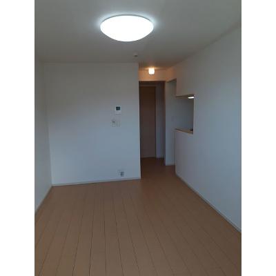 スカイリーフ 205【管理NO：1-017869301-02040】 ★家具家電は申し込み後に搬入します★の物件写真2