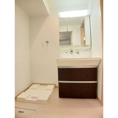 グラン　ラトゥール 305【管理NO：1-017507101-03040】 ★家具家電は申し込み後に搬入します★の物件写真6
