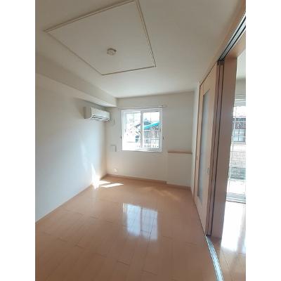 アムール・リアン 102【管理NO：1-016587201-01020】 ★家具家電は申し込み後に搬入します★の物件写真2