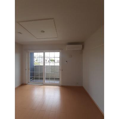 スウィート朝日　Ⅱ 105【管理NO：1-016077602-01040】 ★家具家電は申し込み後に搬入します★の物件写真2