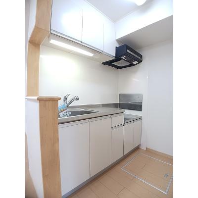 プリムローズ　Ⅰ 103【管理NO：1-015864001-01030】 ★家具家電は申し込み後に搬入しますの物件写真3