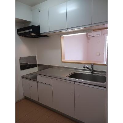 リジェールⅠ 202【管理NO：1-015620801-02020】 ★家具家電は申し込み後に搬入しますの物件写真3
