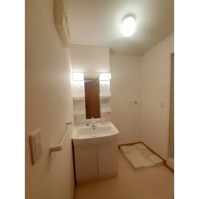 レットル・ダムール　Ⅲ 102【管理NO：1-015052703-01020】 ★家具家電は申し込み後に搬入します 2026年07月上旬入居可能の物件写真6