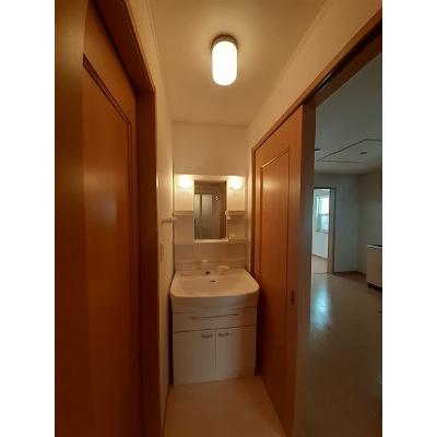 エテルノ　Ⅰ 101【管理NO：1-014474501-01010】 ★家具家電は申し込み後に搬入します★の物件写真6