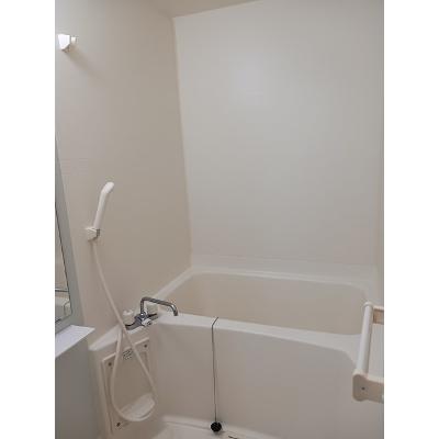 キャトル・セゾンⅡ 103【管理NO：1-013921402-01030】 ★家具家電は申し込み後に搬入します★の物件写真4