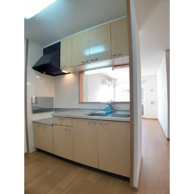 プレシャスコートＫ東松江Ⅰ 201【管理NO：1-013875901-02010】 ★家具家電は申し込み後に搬入します★の物件写真3